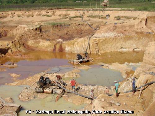 Garimpo ilegal, embargado na Amazônia. Foto de arquivo - Ibama