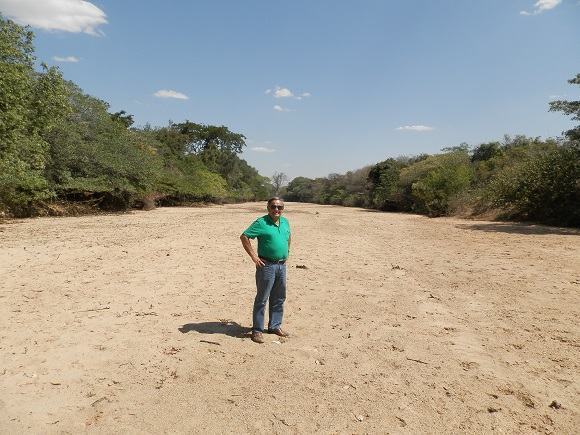 O rio Gorutuba, como tantos outros, também secou!