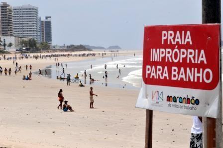 poluição nas praias