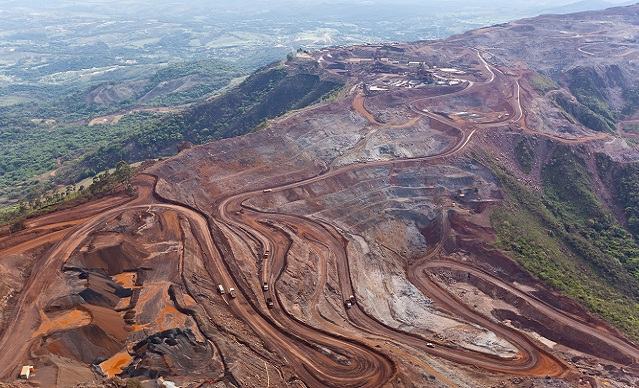 Mineração tem colocado em risco dois patrimônios naturais do país: os  recursos minerais e os recursos hídricos