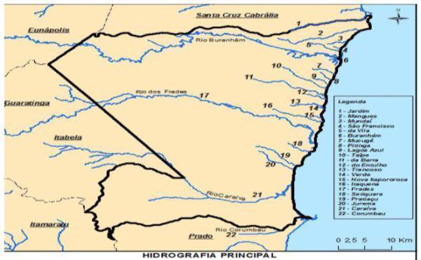 Imagem retirada do documento: Plano Municipal de Conservação e Recuperação da Mata Atlântica de Porto Seguro. Rede hidrográfica do município de Porto Seguro. Fonte: adaptado de Ribeiro et al. (2010)