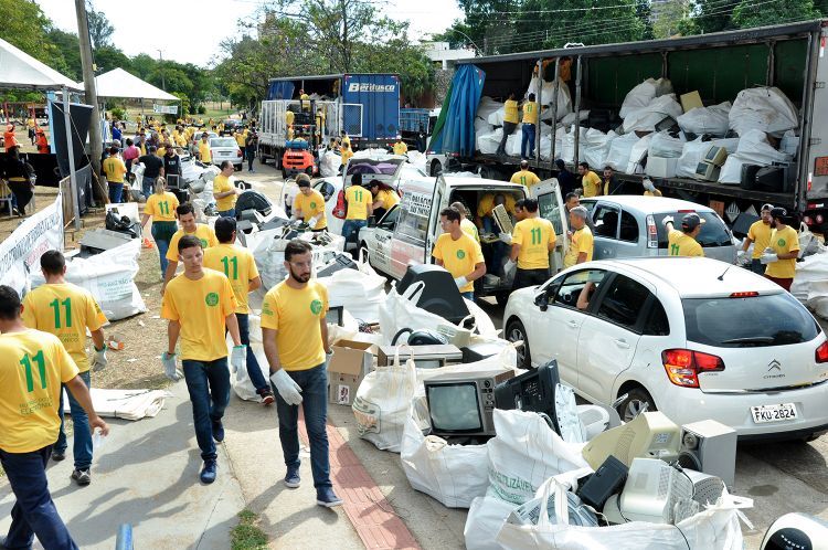 Componentes eletroeletrônicos contêm pesadas substâncias tóxicas. Mutirão de 2018 arrecada 70 toneladas, 10 a mais que em 2016. Crédito: João Paulo Barbosa