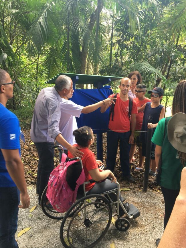 1ª trilha com trecho para cadeirantes e deficientes visuais na região é inaugurada em Cachoeiras de Macacu, RJ